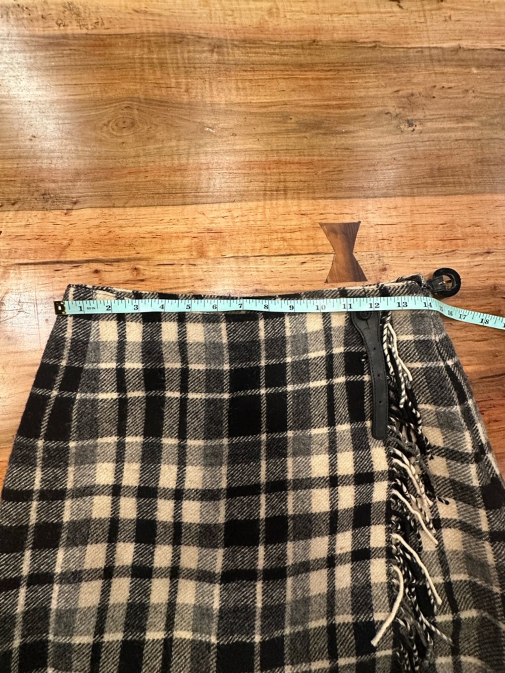 Eddie Bauer Legend Wool Blanket Skirt Plaid Fringe Wrap Mini Kilt Gray Black 8 - Picture 10 of 13